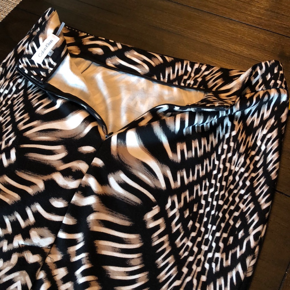 Skirt - Picture 6 of 6